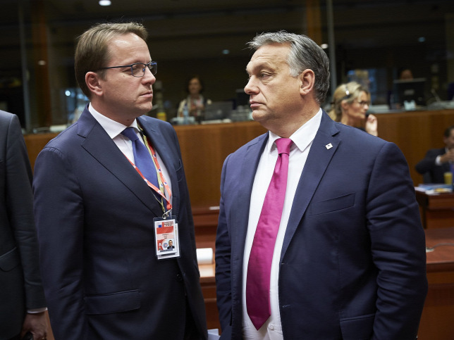 Várhelyi Olivér és Orbán Viktor