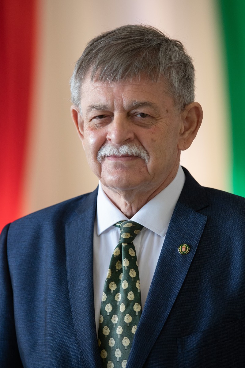 Prof. Dr. Jávor András