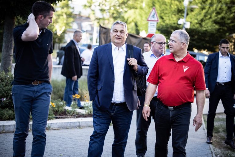 Orbán Viktor és Kósa Lajos Debrecenben