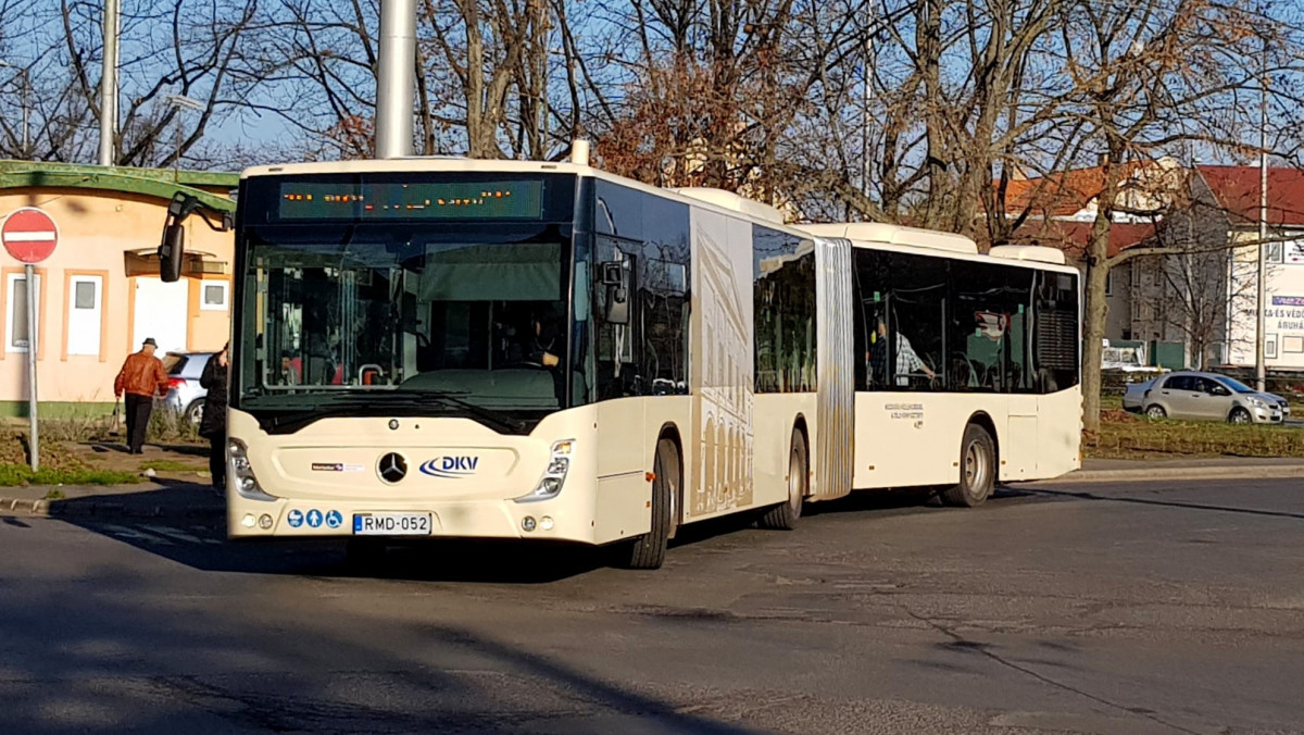 DKV busz Debrecenben