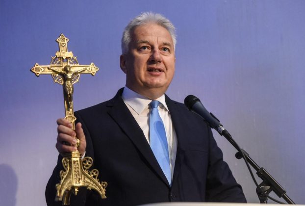 Semjén Zsolt kereszt