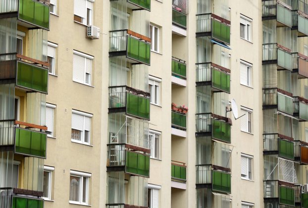 Debrecen, lakótelep, panelház, lakások