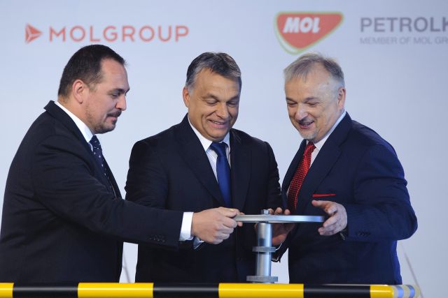 Orbán Viktor, Hernádi Zsolt és Mengyi Roland