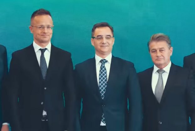 Szijjártó Péter, Papp László, Tasó László