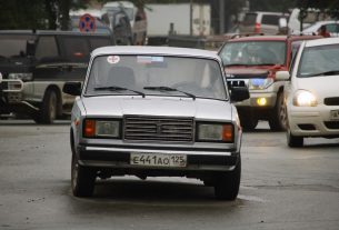 orosz Lada autó
