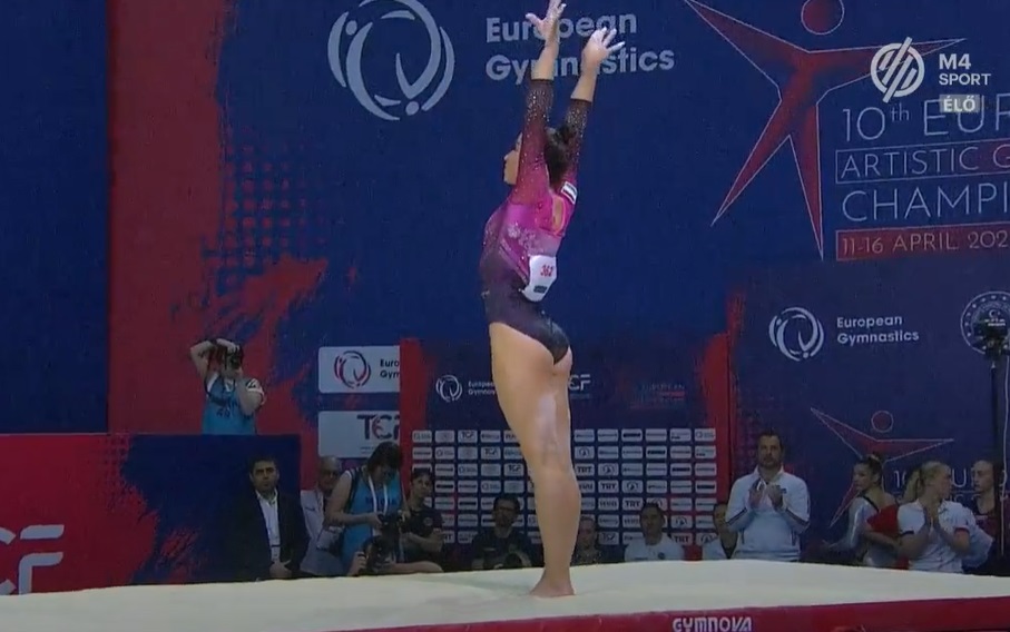 Kovács Zsófia tornász bronzérem