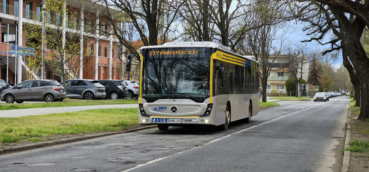 23y busz Debrecen