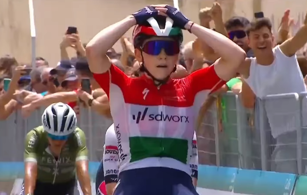 Vas Kata Blanka sprintbefutót nyert a Giro d'Italia-n