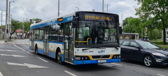 35y busz Debrecen