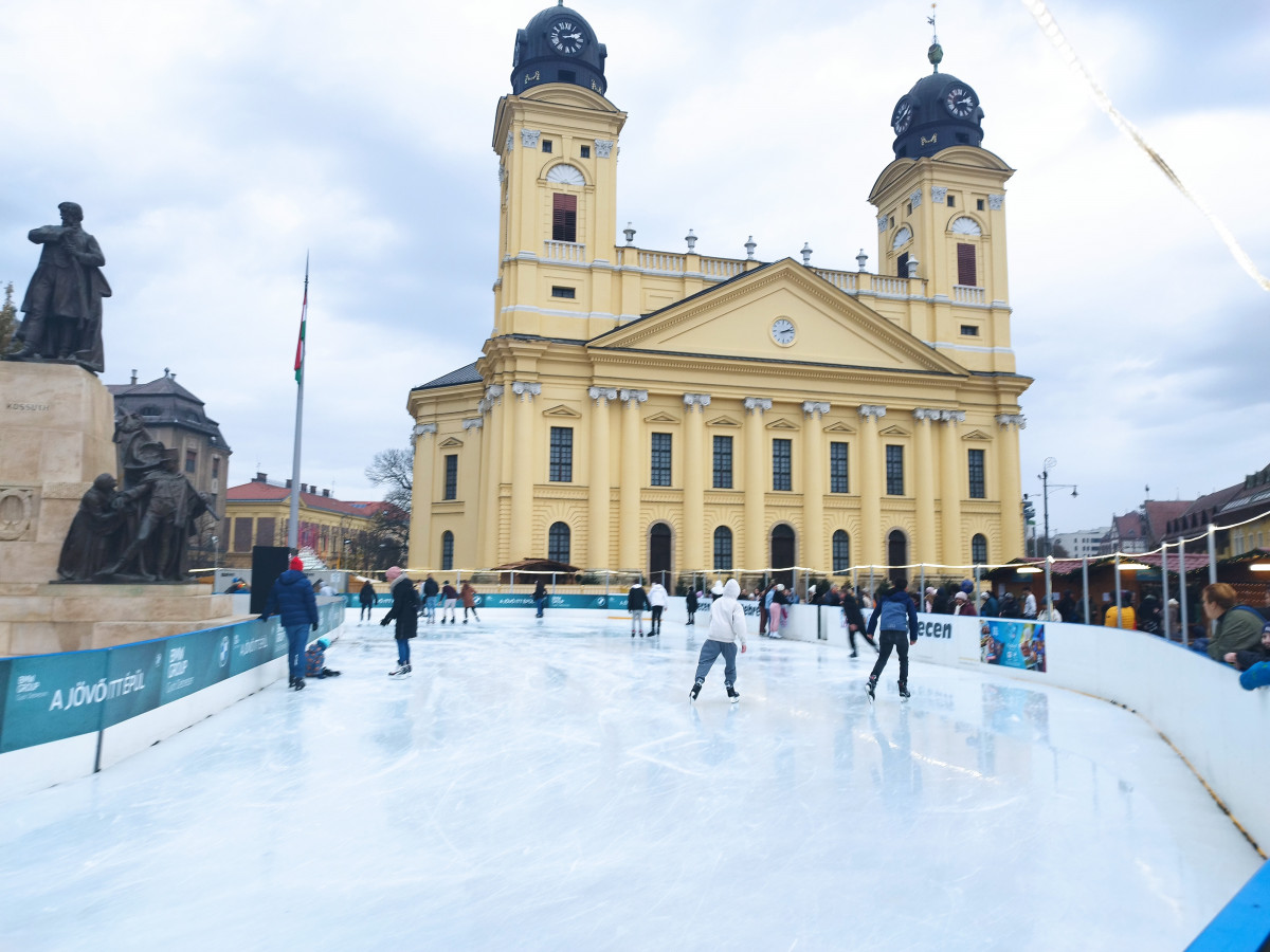 Jégpálya Debrecenben