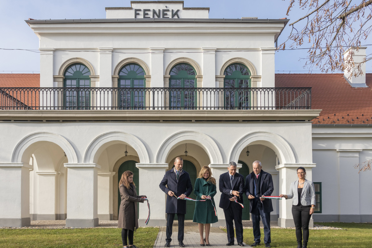 A keszthelyi Fenékpuszta majorság felújításával lezárult a Nemzeti kastély- és várprogram