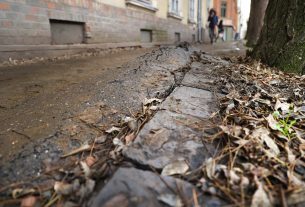 Szeged, Gogol utca, útfelújítás, járda, közlekedés, gyalogos, kátyú