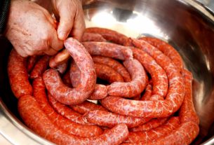 Szeged, Böllér nap, kolbász, télbúcsúztató, farsang, mulatság, Petőfi-telep