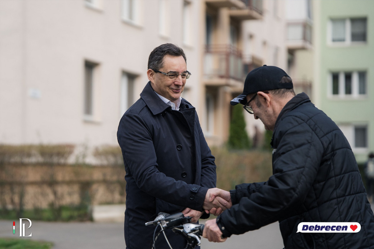 Papp László panelprogram