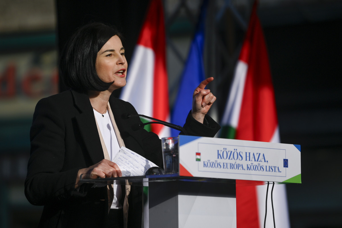 Kunhalmi Ágnes Debrecenben