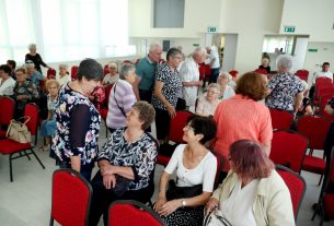 Szeged, Senior Center, felújítás, idős, nyugdíjas, klub