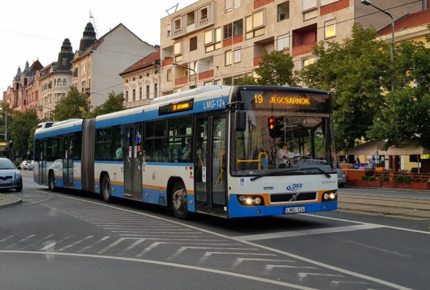 19-es DKV busz