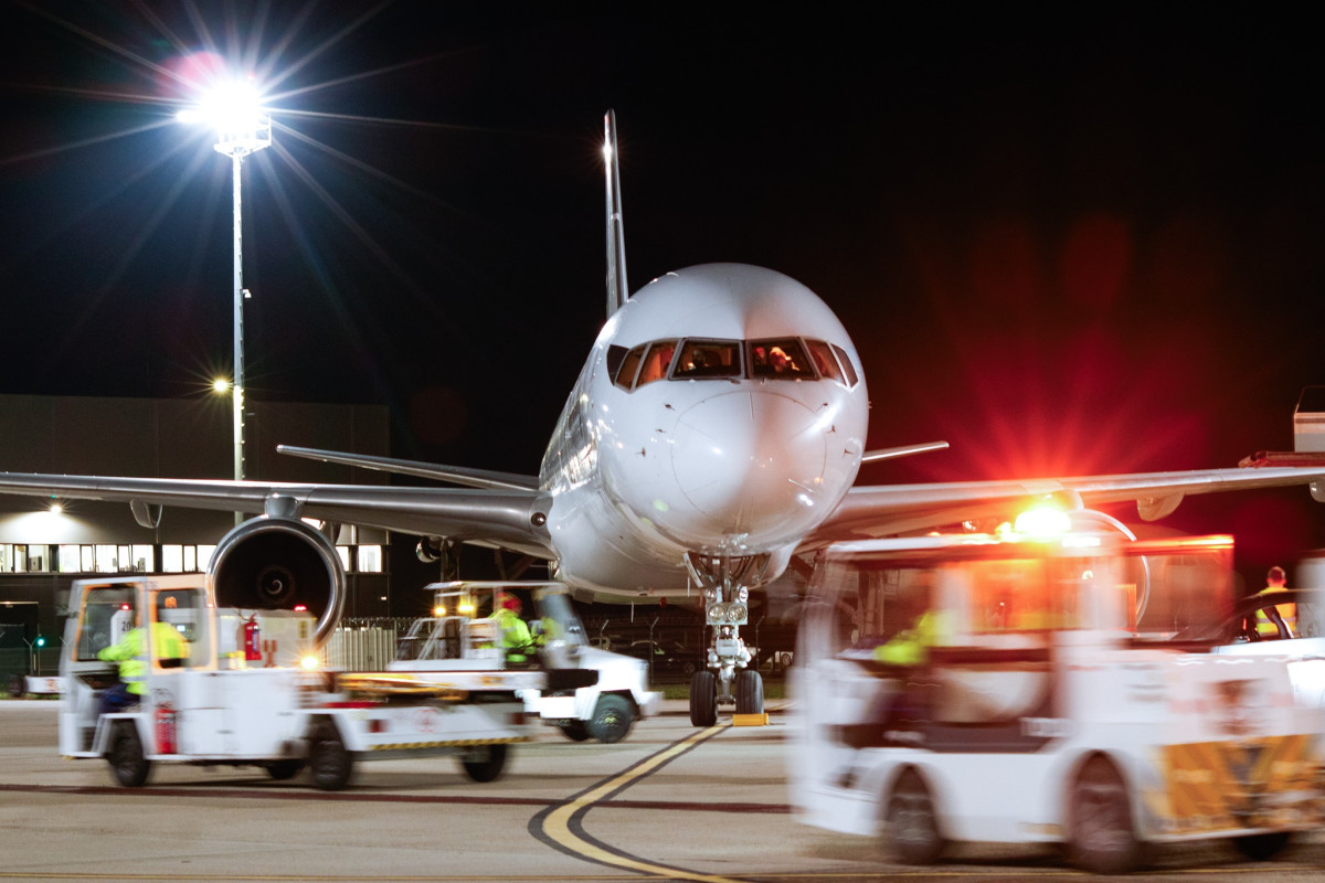 Mérföldkő a debreceni repülőtér életében: megérkezett az első teherjárat Kínából