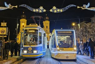 Idén is két adventi fényvillamos járja majd Debrecent