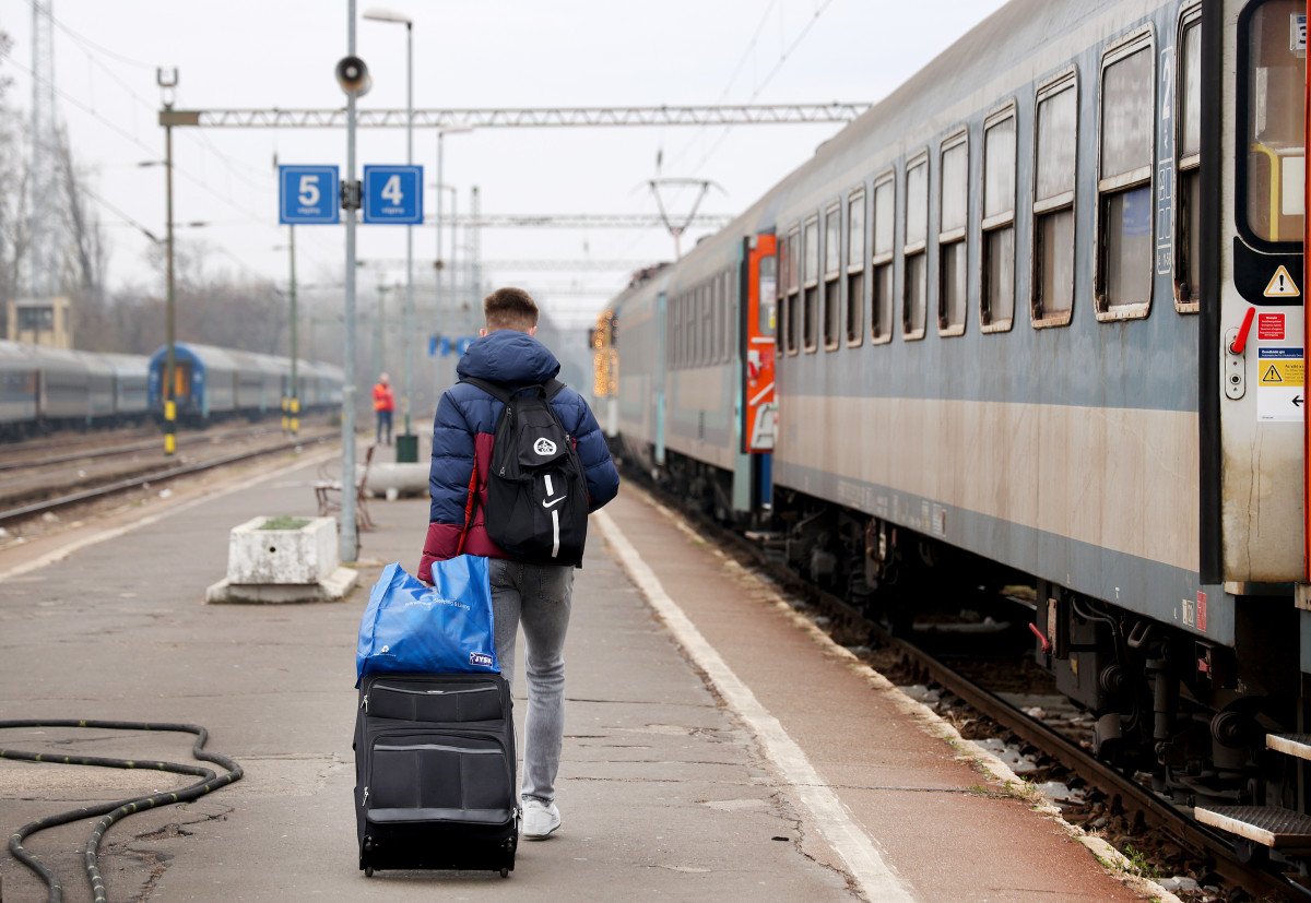 Szeged, Nagyállomás, vasútállomás, MÁV, vasút, vonat, peron, utazás, közlekedés