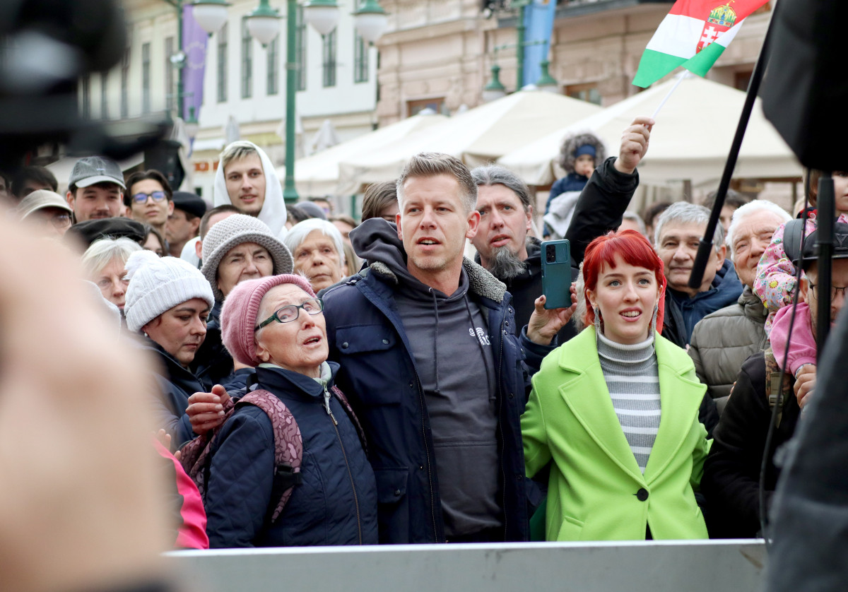 Szeged, Magyar Péter, Klauzál tér, Tisza Párt, Nemzet Hangja, konzultáció, politika