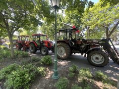 Traktoros ballagás - Balásházy Debrecen