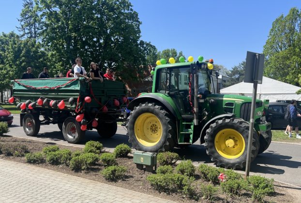 Traktoros ballagás - Balásházy Debrecen