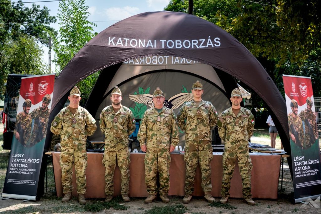 DVSC katonai toborzás