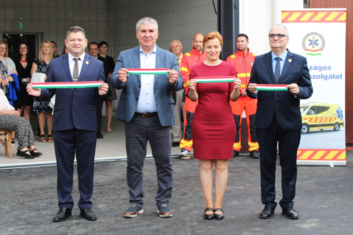 Nádudvari mentőállomás