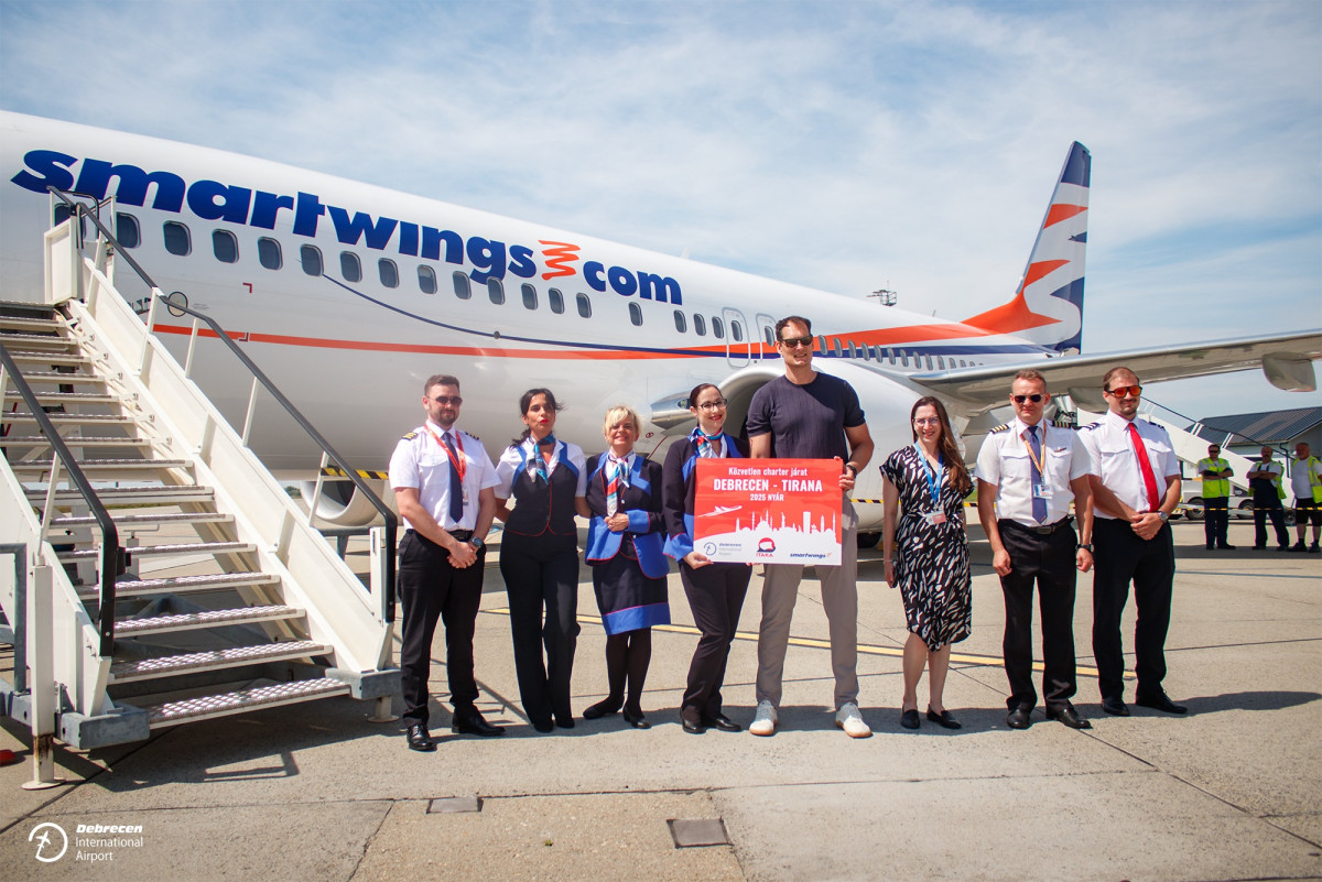 Új közvetlen charterjárat indult Debrecenből Tiranába