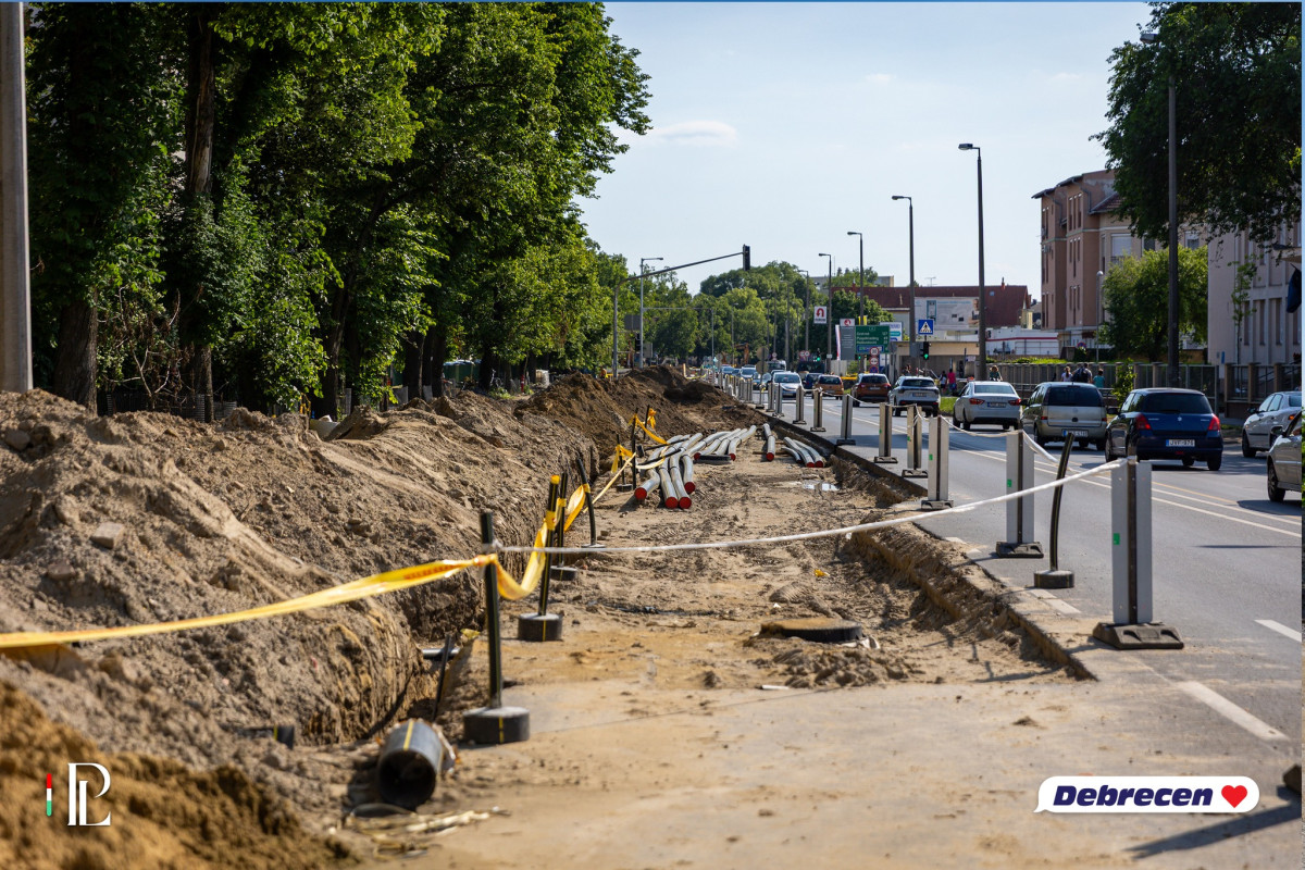 Debrecen útépítés