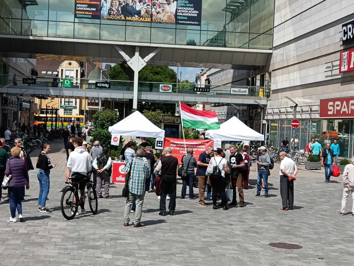 aHang demonstráció Nyíregyházán