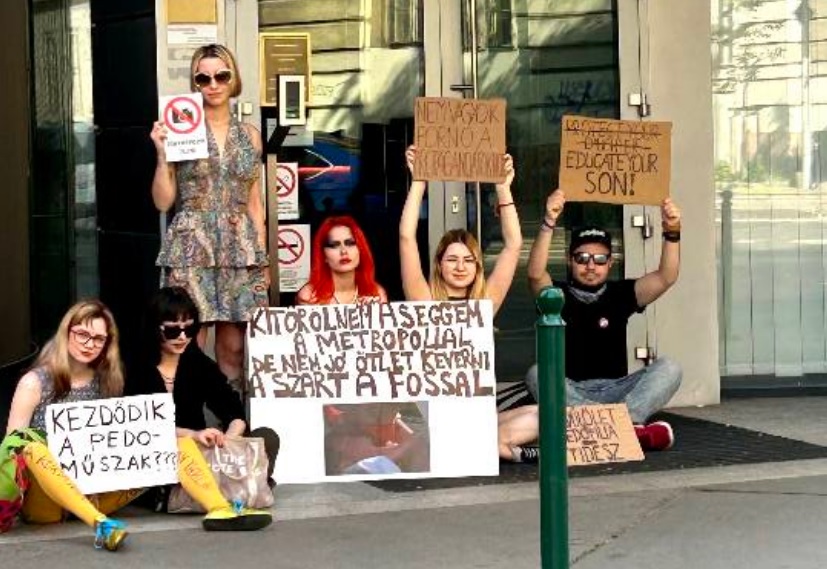 Mediaworks tüntetés, Szabó Bence, Erőss Anna