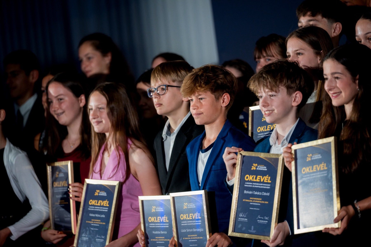Magyarország jó tanulója, jó sportolója és a Magyarország tehetsége pályázat díjazottjai