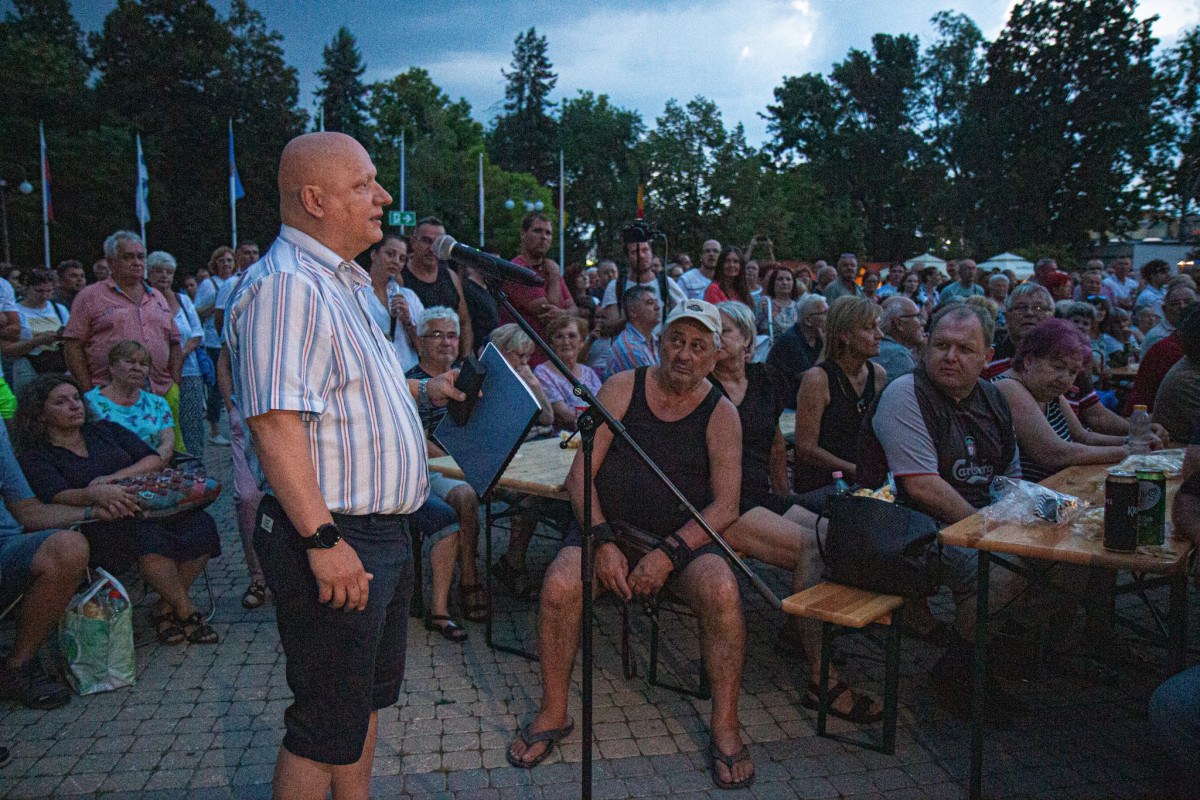 Dr. Kerekes László