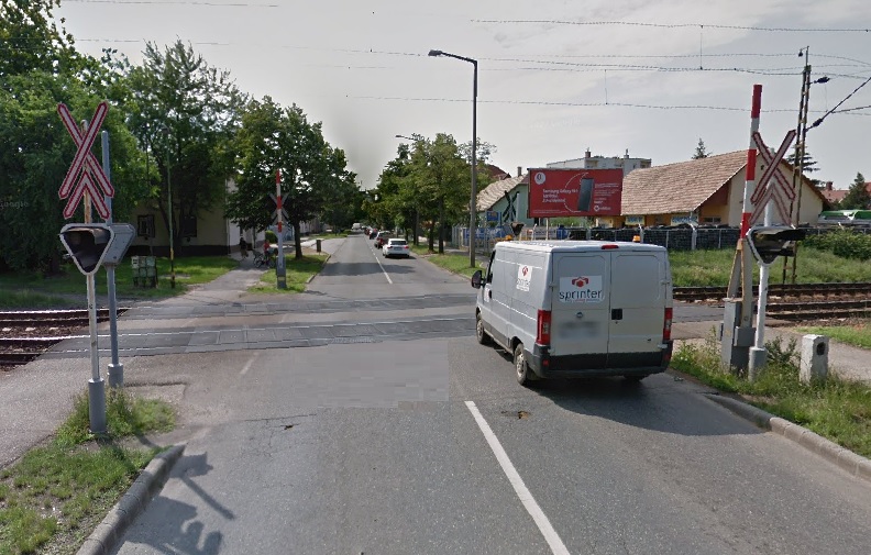 Huszár Gál utcai vasúti átjáró