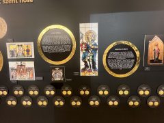 Megnyílt a "Az arany útja – 700 éves a magyar aranyforint" című kiállítás a Déri Múzeumban