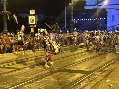 Esti virágkarneváli felvonulás Debrecenben