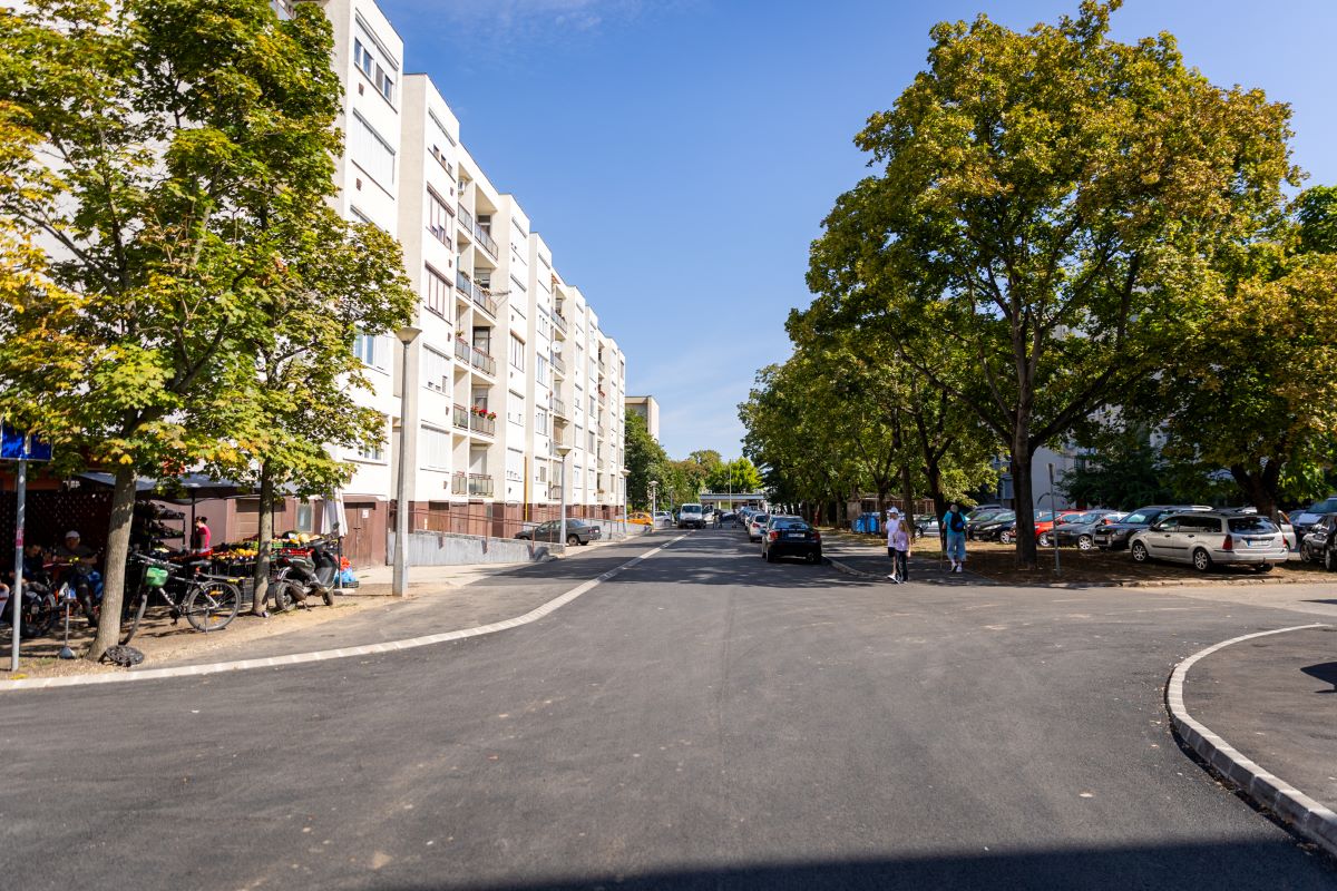 Elkészült a Zöld utca útfelújításának első üteme