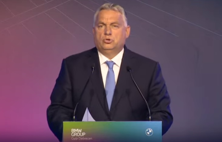 BMW-gyár átadása Debrecenben