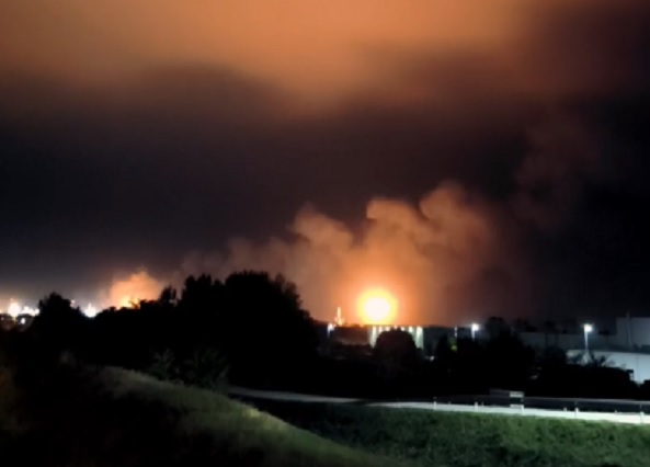 Kigyulladt a Mol olajfinomítója Százhalombattán