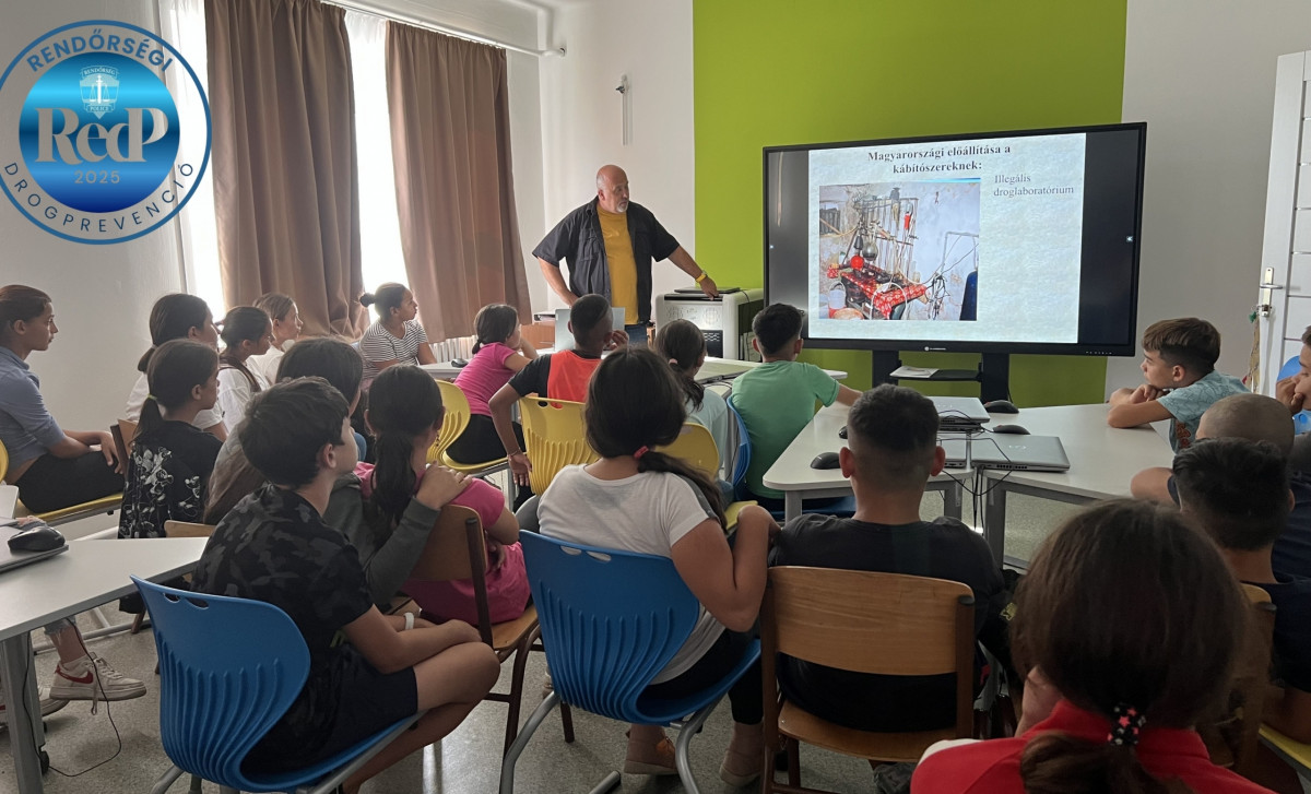 Hét településen tartottak előadást a drogról a hajdúhadházi rendőrök
