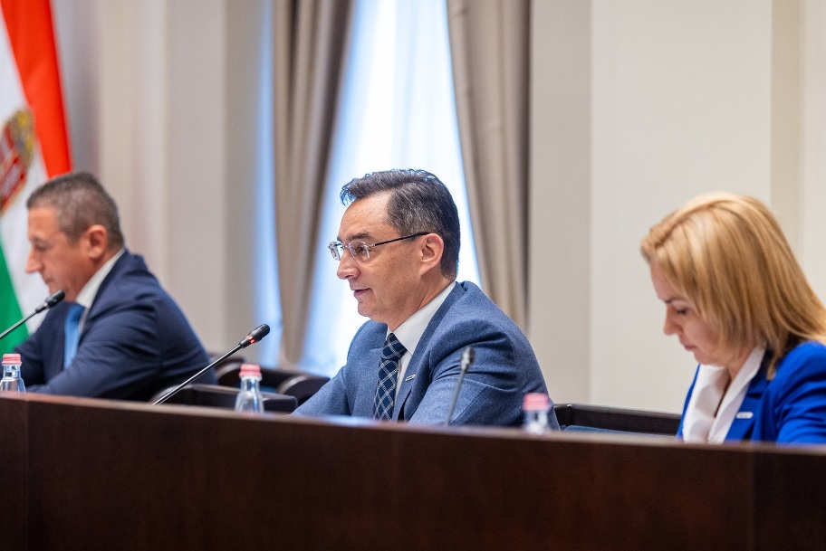 Papp László Debrecennek lesz vize