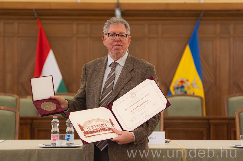 Jeffrey M. Friedman professzor kapta az idén a Debrecen díj a Molekuláris Medicináért elismerést
