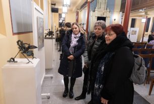 Megnyílt Léderer Tamás életmű-kiállítása Debrecenben