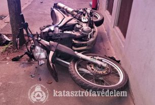 Motorossal ütközött össze egy autó Debrecenben
