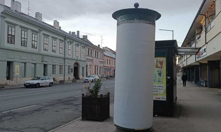 Mosonmagyaróvár fideszes háborús plakátok