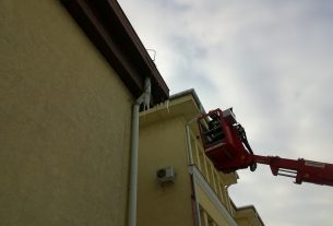 Nem csak a hó, a jég is veszélyes - szükség volt a tűzoltókra Balmazújvároson