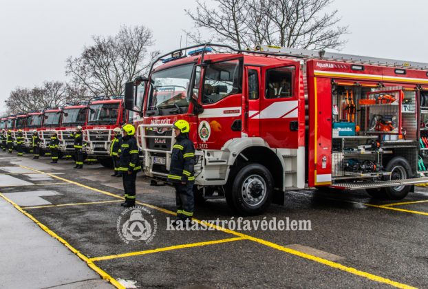 Hajdú-Bihar megyébe is jutott egy új tűzoltóautó
