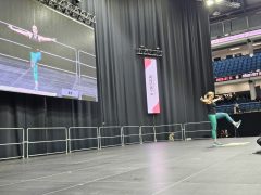 FőnixFitt Debrecenben Béres Alexandrával és Rubint Rellával